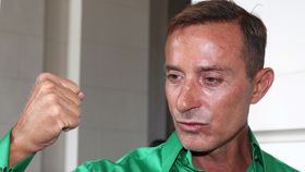 VIDEO Radu Mazăre e liber. Soția l-a anunțat că va fi tată din nou